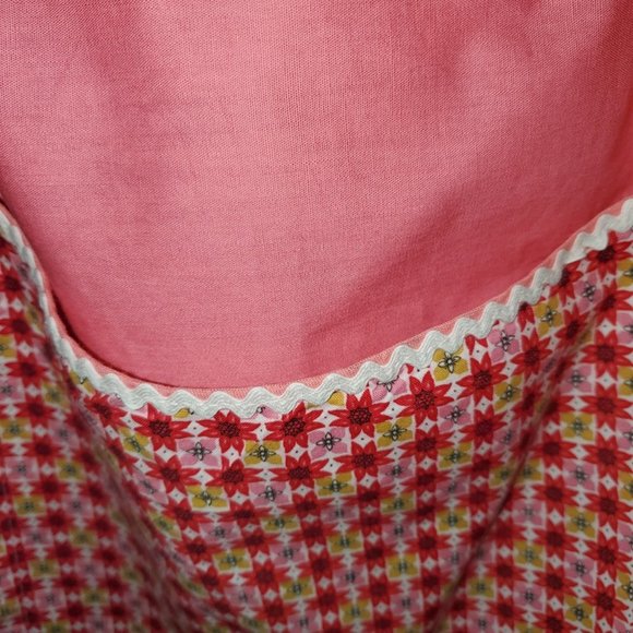 Vintage 60's Geometric Cotton Hostess Half Apron w/ White RicRack & Long Pockets - Picture 2 of 3